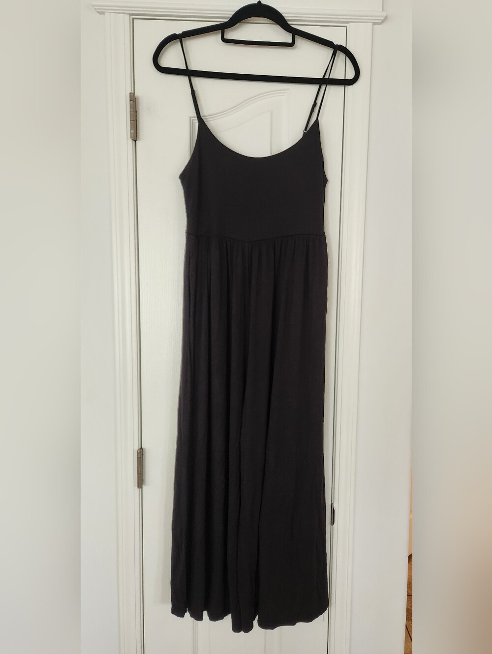 Jo & Co Black Flowy Wide Leg Jumpsuit Size M GUC